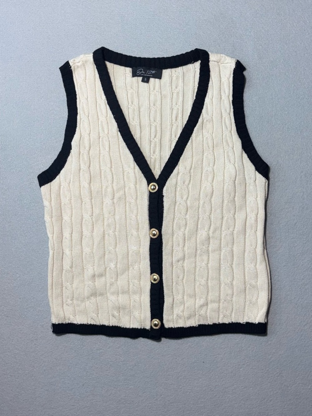 On 12th Cream Cable Knit Sweater Vest Gold Buttons S